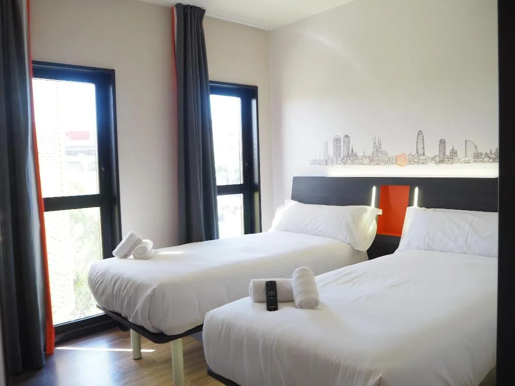 Room, easyHotel Barcelona Fira, Barcelona