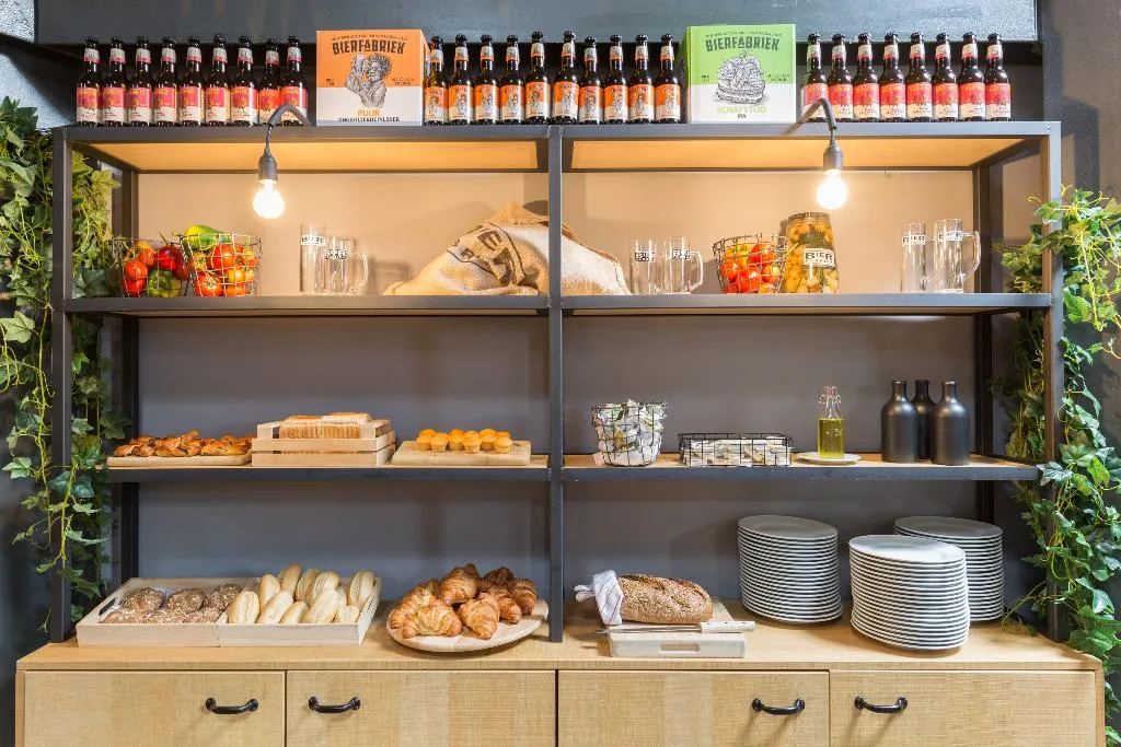 Restaurant, Leonardo Hotel Almere City Center, Amsterdam
