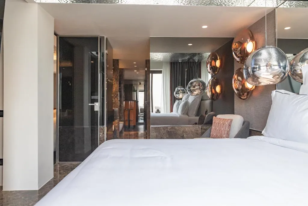 SUITE WITH TERRACE Room, Adia Aluma Athens, Curio Collection, Athens