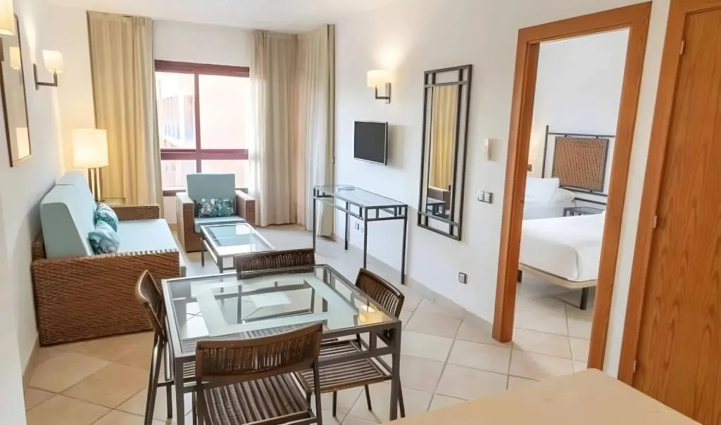 Room TWO BEDROOMS Room, Bakour Oh Nice Costa del Sol, Costa Del Sol