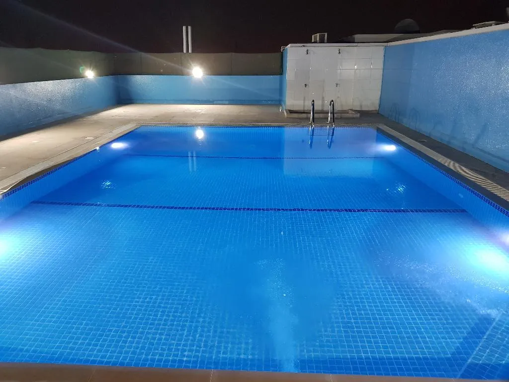 Pool, Golden Square Hotel Apartments, Dubai