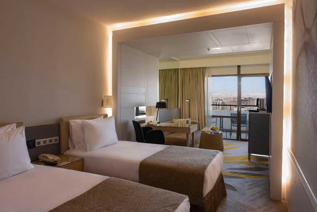 TWIN CITY VIEW Room, Holiday Inn Cairo Maadi, Cairo