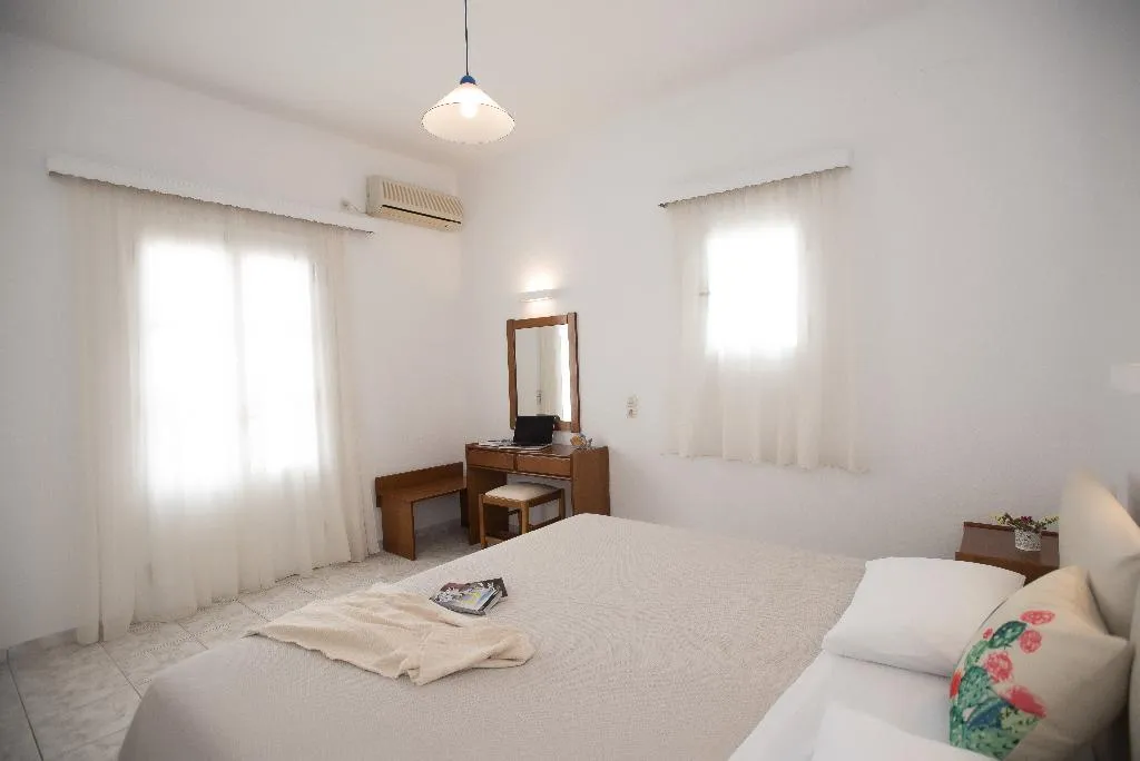 Double or Twin STANDARD Room, Charissi, Mykonos