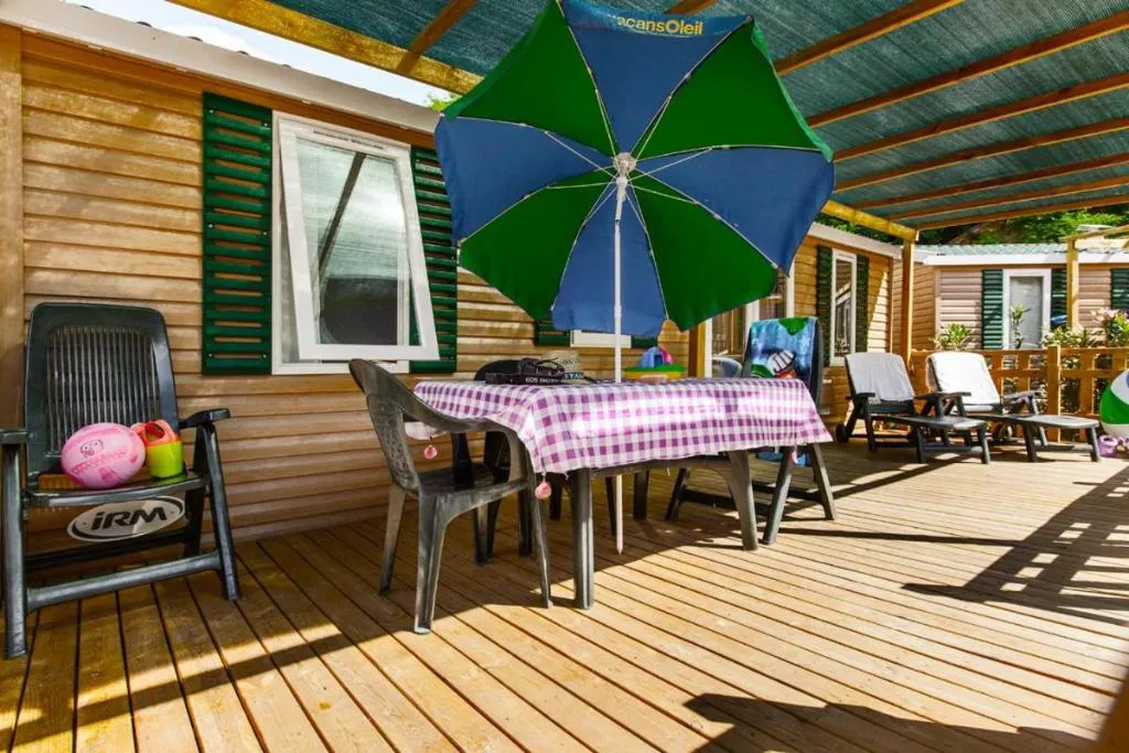 CHALET CAPACITY 6 Room, hu I Pini Village, Rome