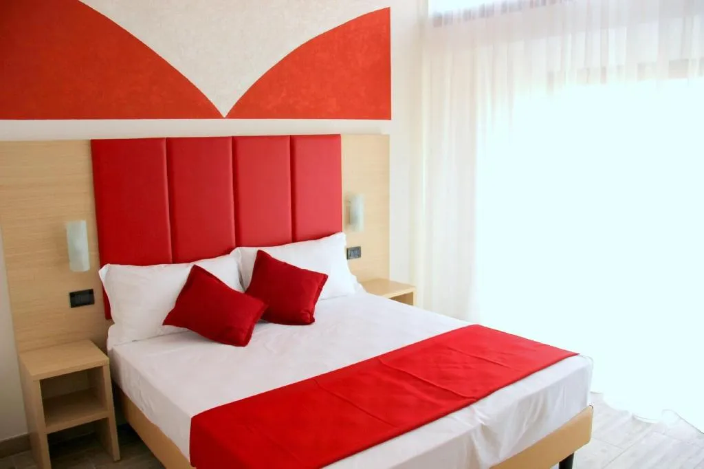 Room, Luxor Florence, Florence