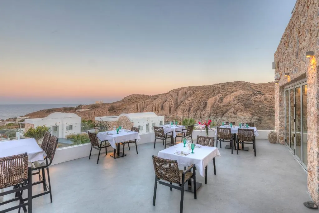 General view, Desiterra Resort, Santorini