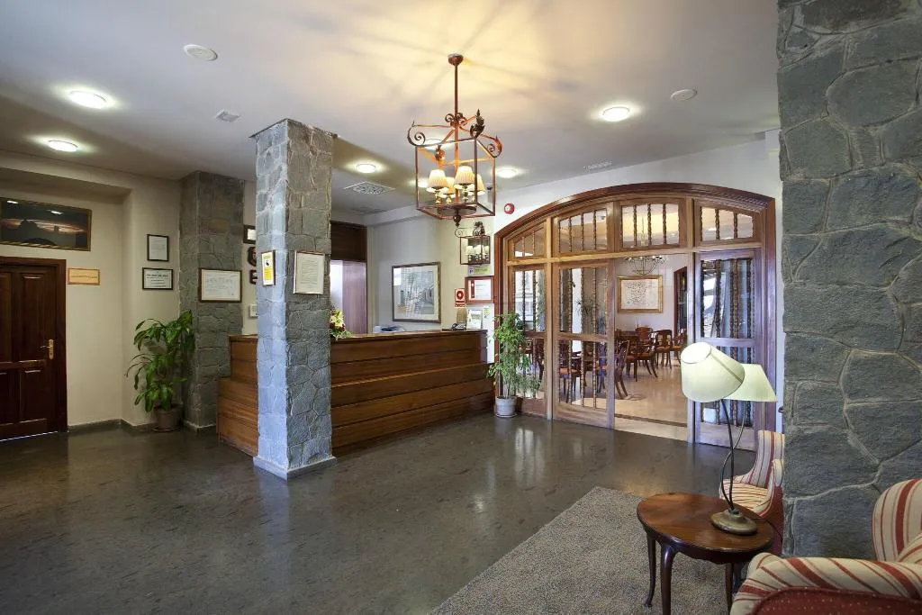 Lobby, Parador de Cañadas del Teide, Tenerife