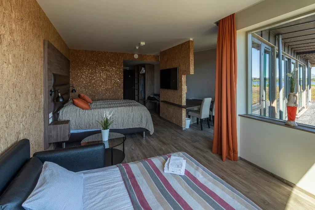 TRIPLE SUPERIOR Room, Hotel Kriunes, Reykjavik