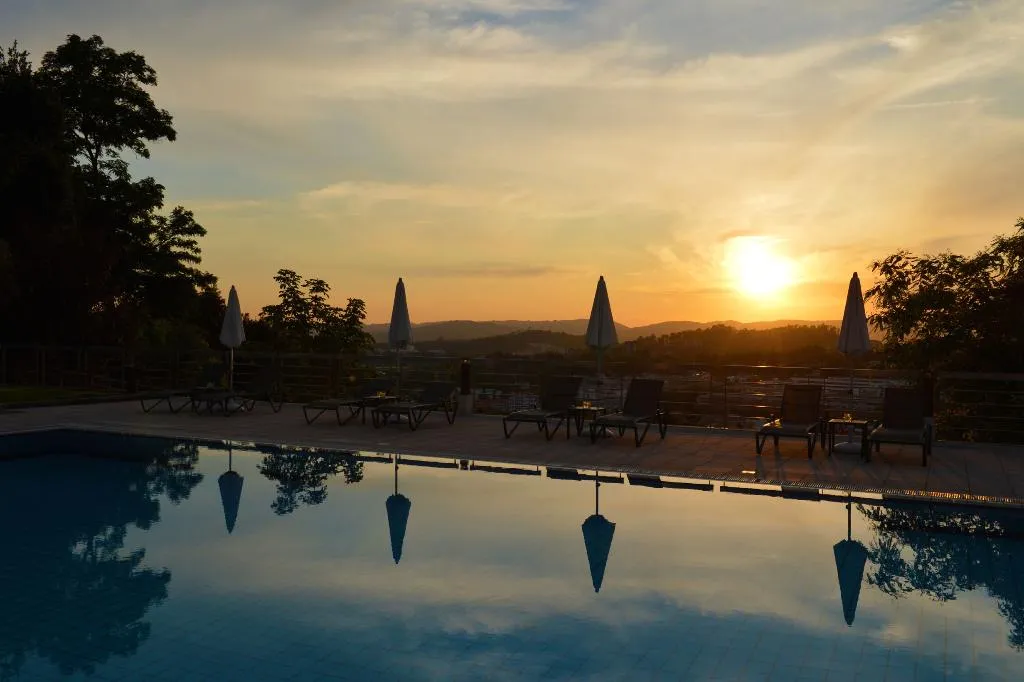Pool, Pousada Mosteiro de Guimaraes - Monument Hotel, Porto