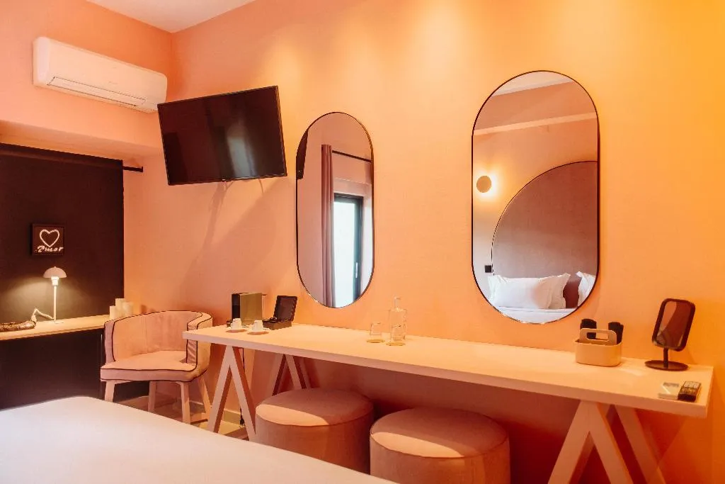 Double or Twin SUPERIOR Room, Topázio Vibe Beach Hotel & Apartments, Algarve