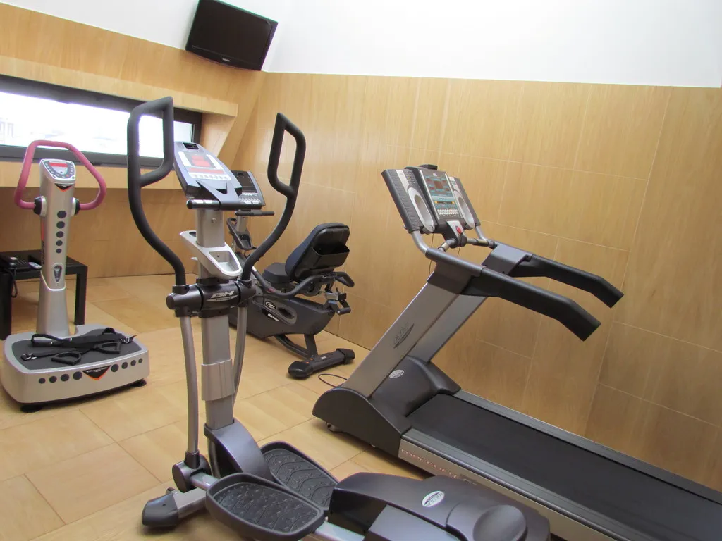 Sports and Entertainment, Grande Hotel do Porto, Porto