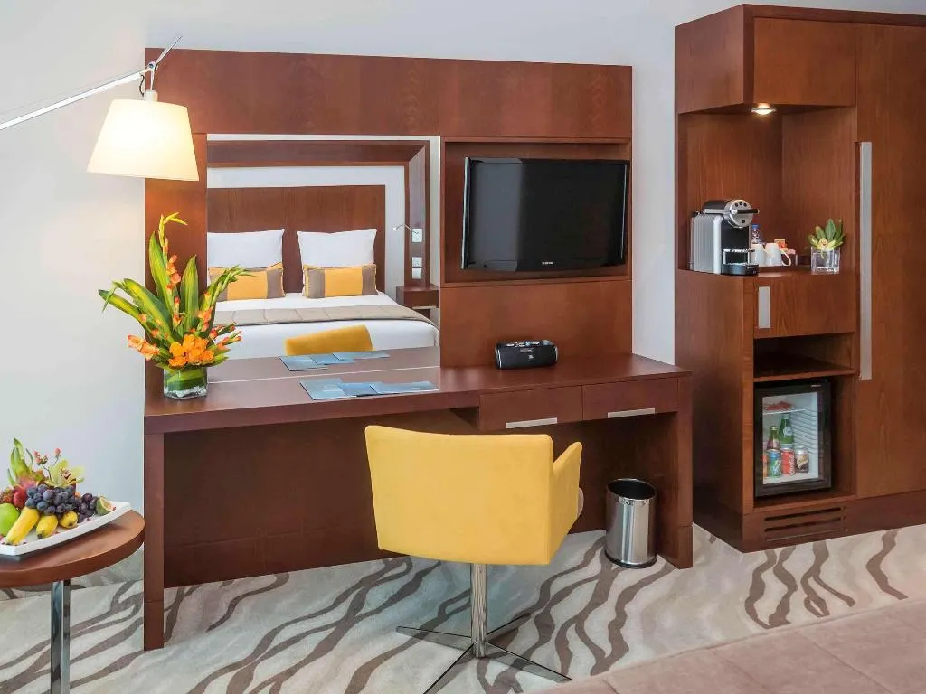 DOUBLE EXECUTIVE Room, Novotel Dubai Al Barsha, Dubai
