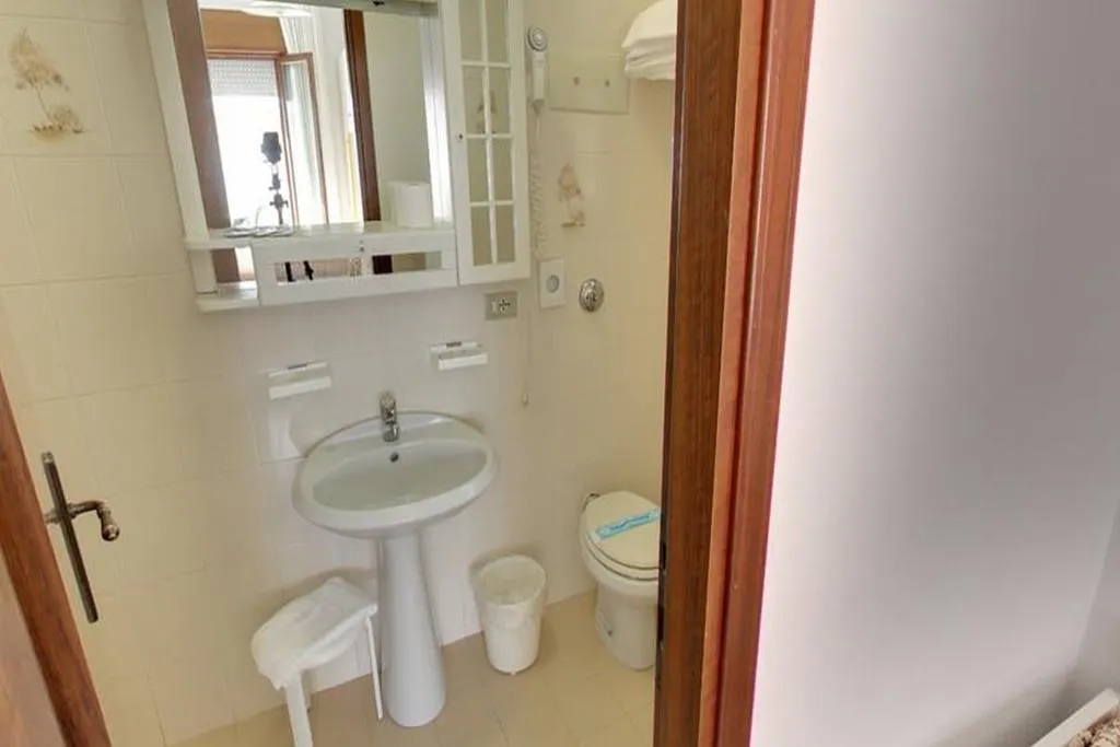 SINGLE STANDARD Room, Malibran Jesolo, Venice