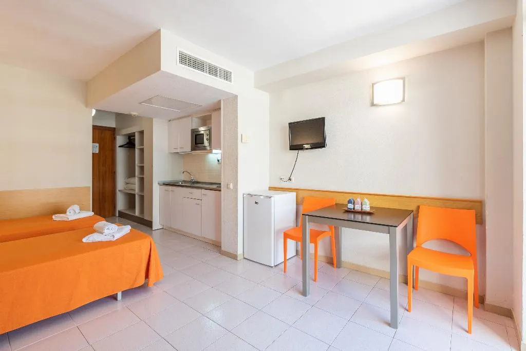 STUDIO CAPACITY 2 Room, Salou Pacific, Costa Dorada