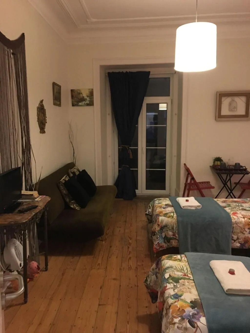 Room, Happy @ Chiado, Lisbon