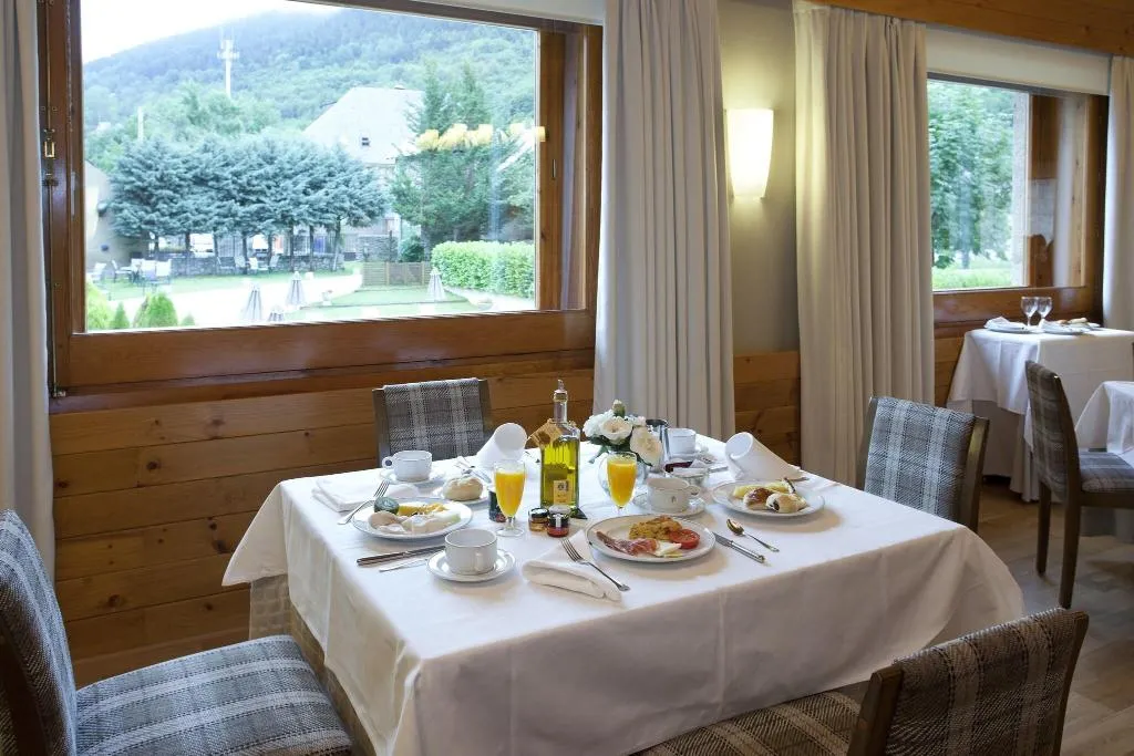 Restaurant, Parador de Arties, Costa Brava