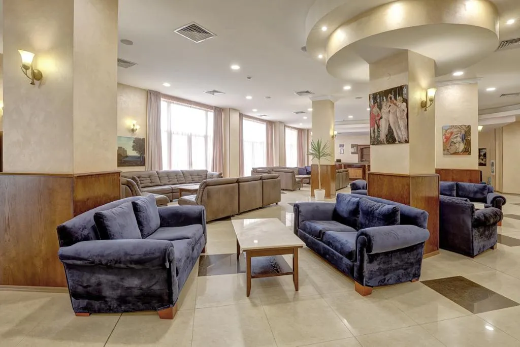 Lobby, Continental, Varna