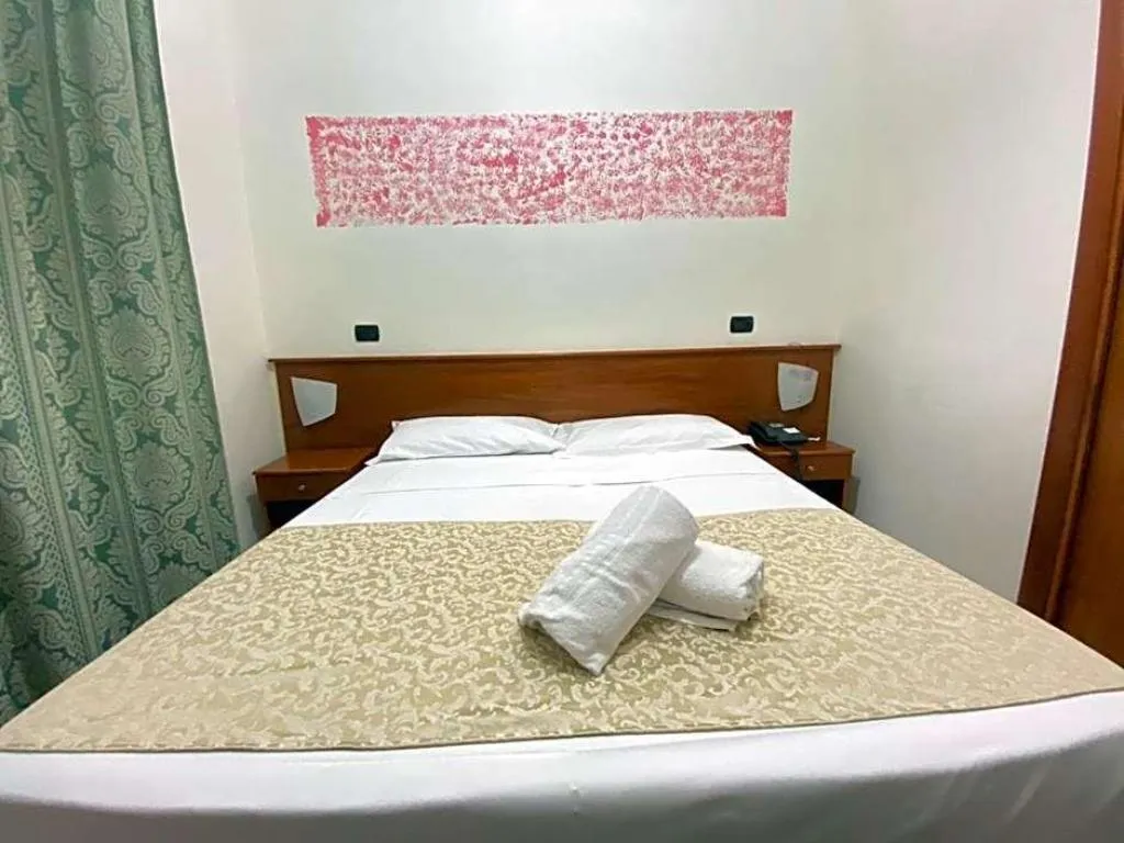 Room, Hotel Eliseo Tourist Napoli, Naples