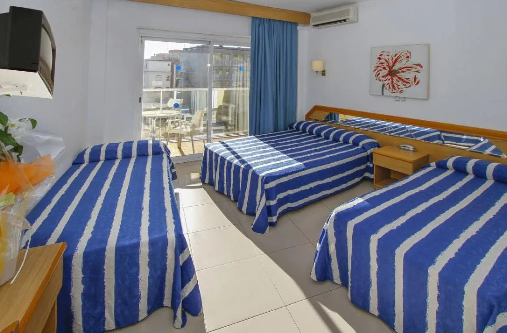 TRIPLE STANDARD Room, Esplai, Costa Brava