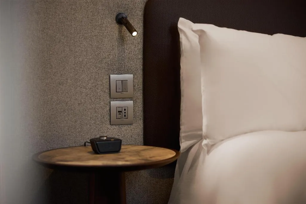 TWIN EXECUTIVE Room, Hilton Milan, Milan