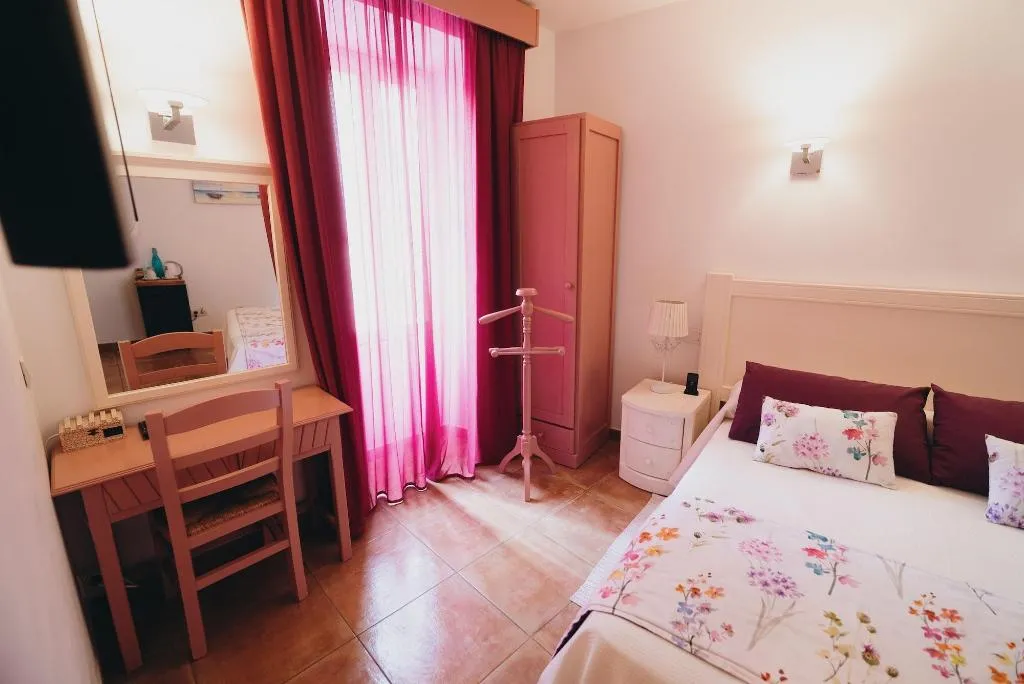 Room, Can Serrete, Majorca