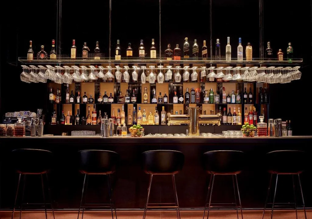 Bar, Park Plaza Victoria Amsterdam, Amsterdam