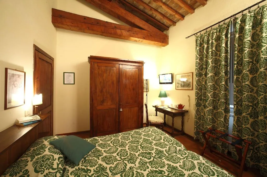 Room, B&B Rovezzano, Florence