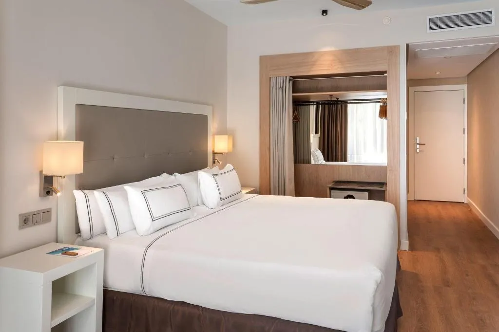 Double or Twin SEA VIEW Room, Melia Costa del Sol, Costa Del Sol