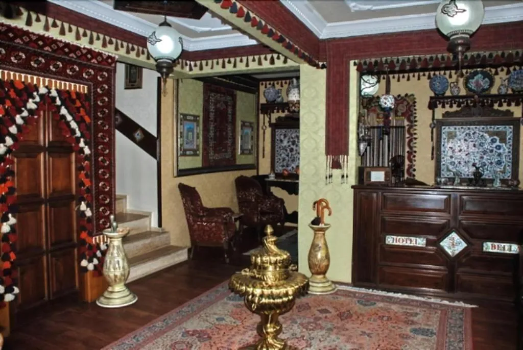 Lobby, Bella, Izmir