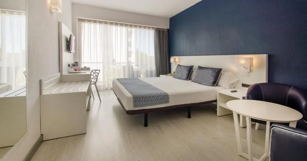 Double or Twin MOUNTAIN VIEW Room, Catalonia Del Mar, Majorca