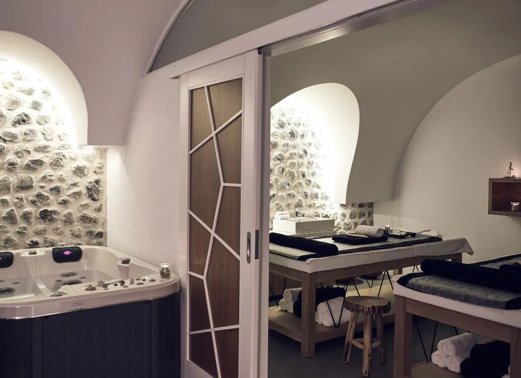 Sports and Entertainment, Santo Pure Oia Suites and Villas, Santorini