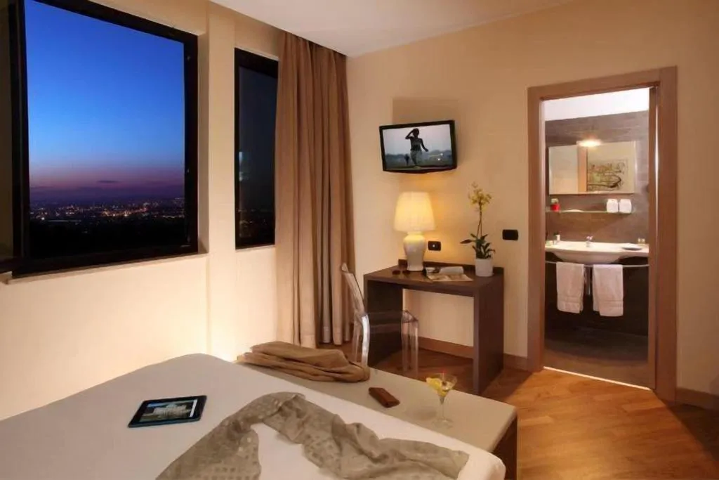 DOUBLE STANDARD Room, Villa Mercede, Rome