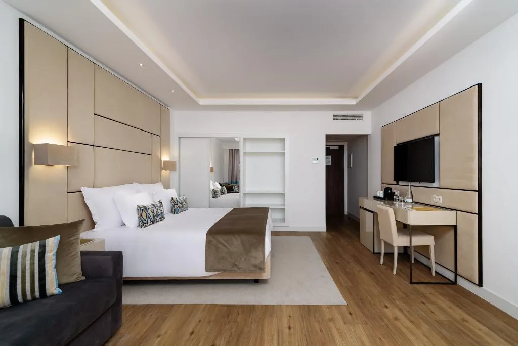 Double or Twin CLASSIC Room, Jupiter Albufeira Hotel – Family & Fun, Algarve