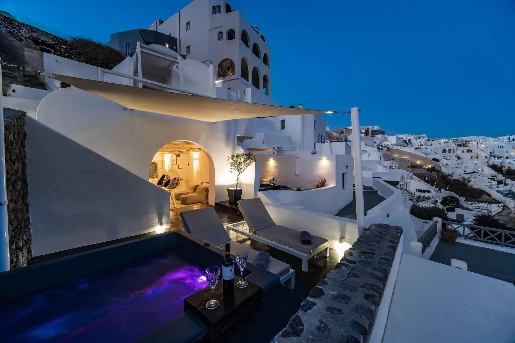 General view, Solstice Luxury Suites, Santorini