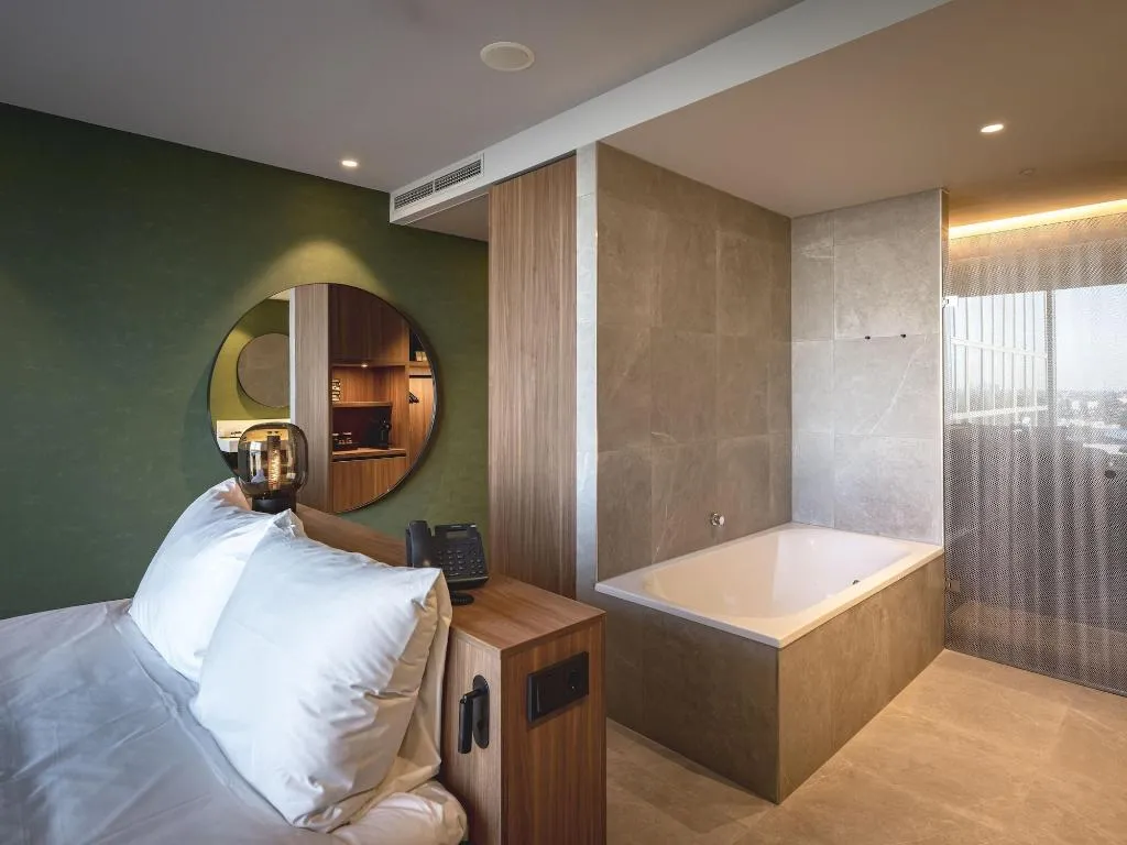 Room, Van der Valk Hotel Amsterdam Zuidas, Amsterdam