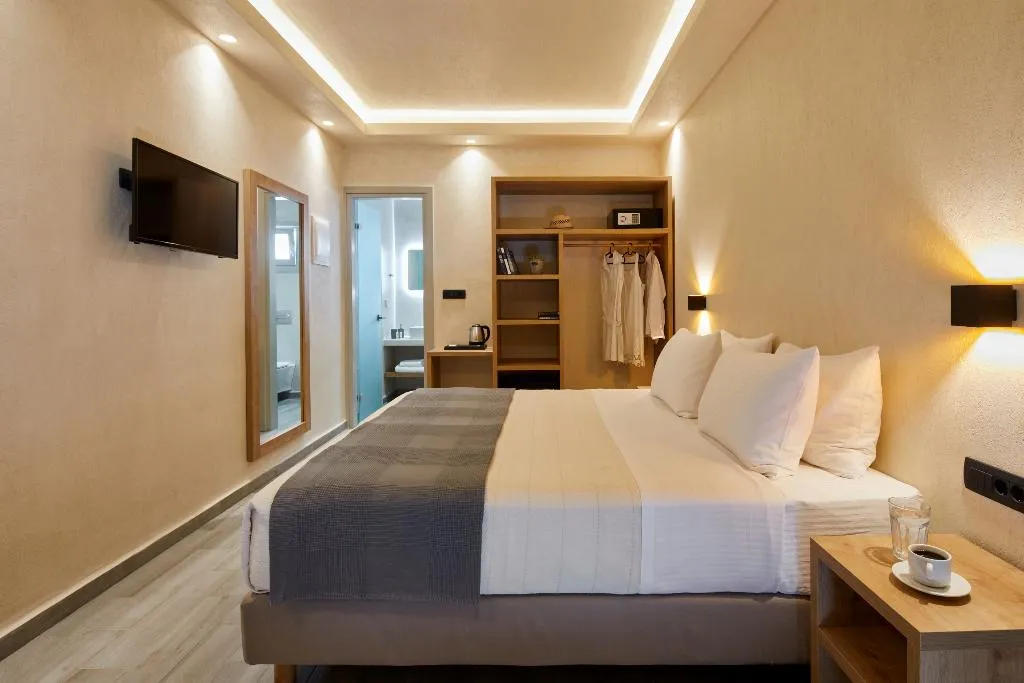 Double or Twin DELUXE SIDE SEA VIEW Room, Acropole Sunrise, Santorini