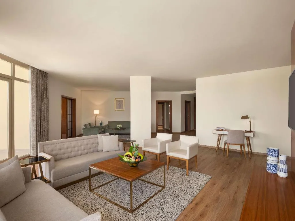 SUITE EXECUTIVE Room, Movenpick Cairo Media City, Cairo
