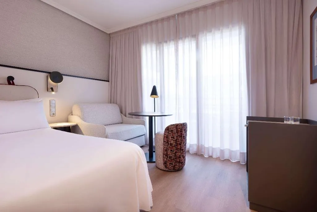 Double or Twin STANDARD Room, Madrid Alameda Aeropuerto Affiliated By Melia, Madrid