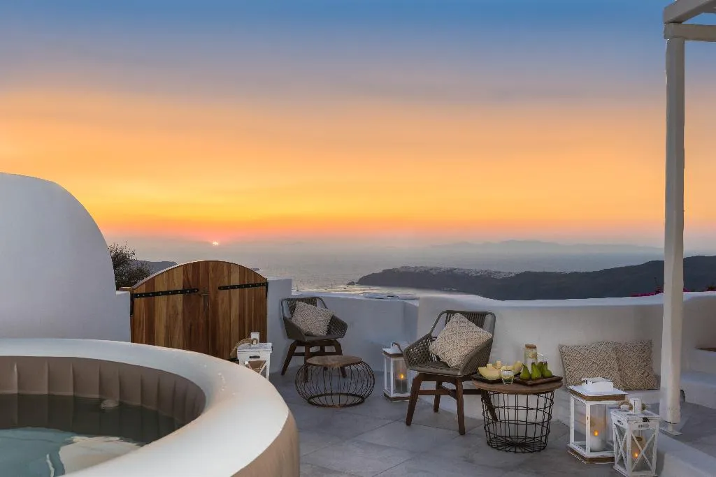 VILLA WITH JACUZZI Room, White Santorini, Santorini