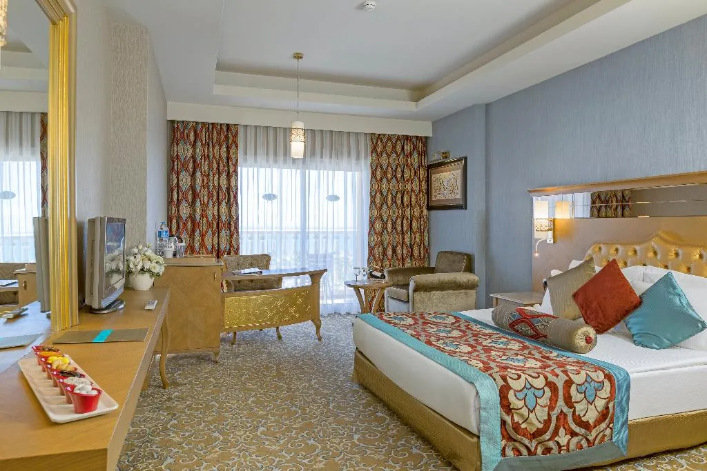 FAMILY ROOM SEA VIEW Room, Royal Holiday Palace, Antalya