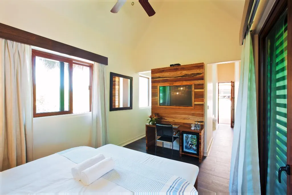 SUITE KING SIZE BED Room, Mukan Resort, Cancun Area