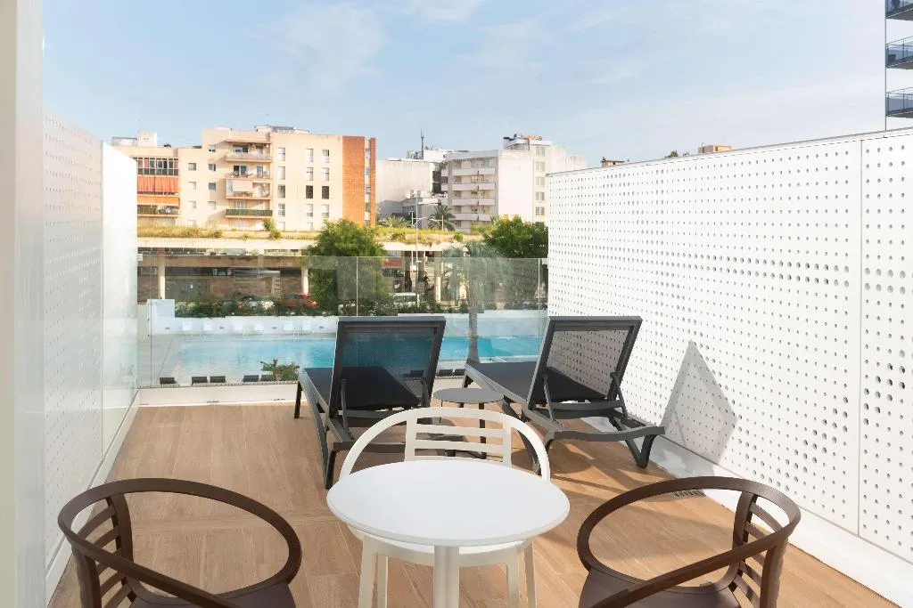 Room, L'Azure Hotel, Costa Brava