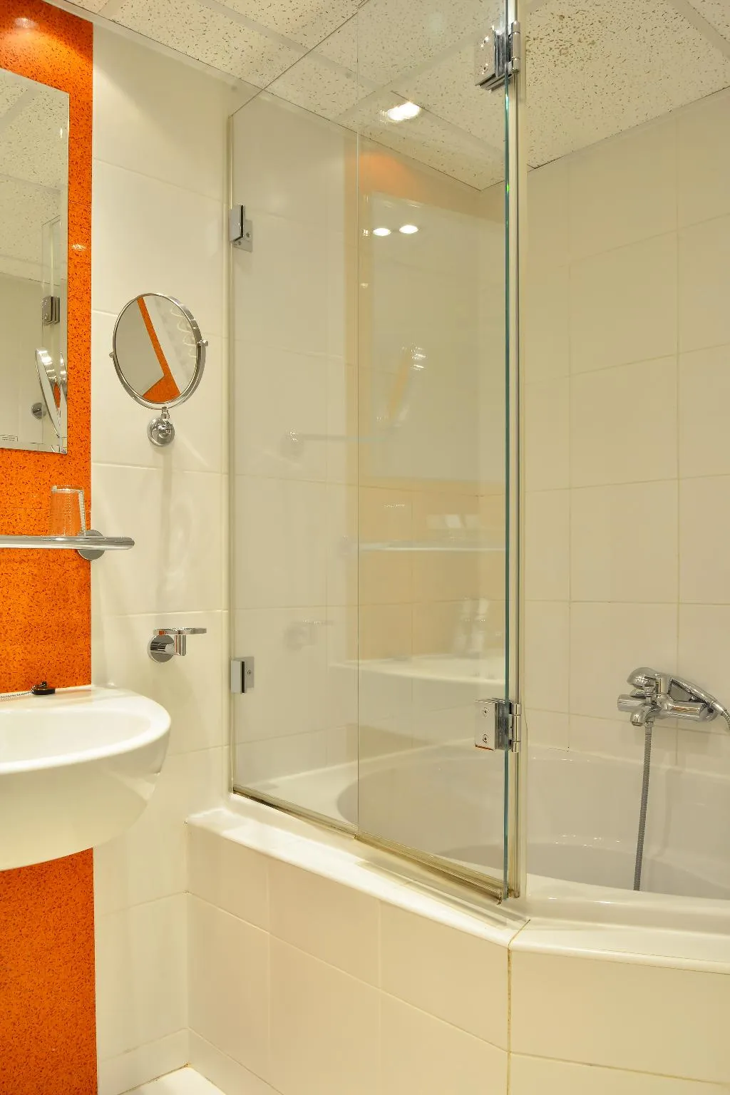 Room, Olympik Artemis, Prague
