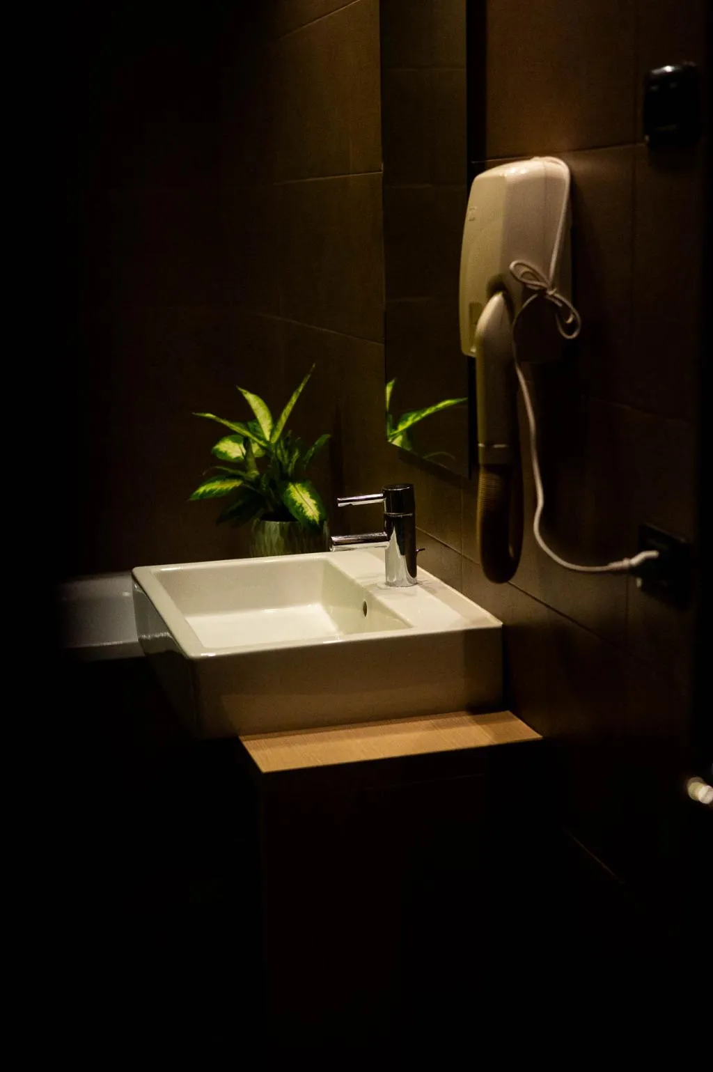 DOUBLE EXECUTIVE QUEEN BED Room, Axolute Comfort Hotel - Cantu, Milan