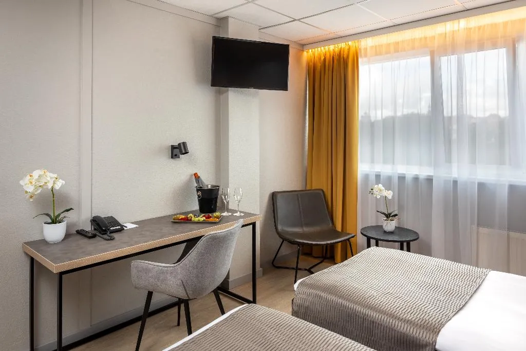 DOUBLE STANDARD Room, Metropol Hotel, Tallinn