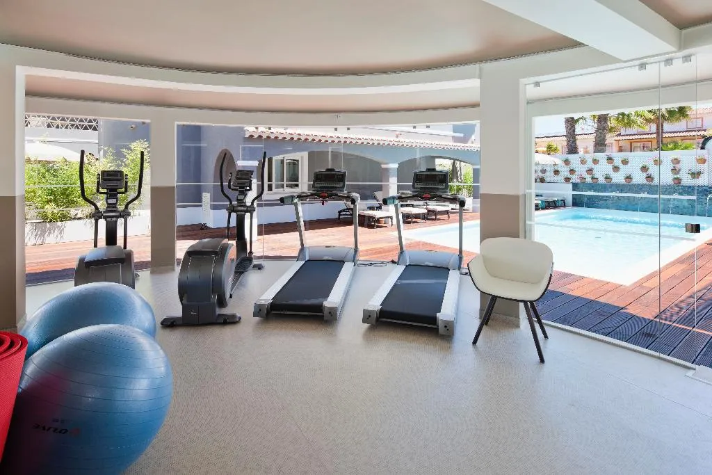Sports and Entertainment, Costa d'Oiro Ambiance Village, Algarve