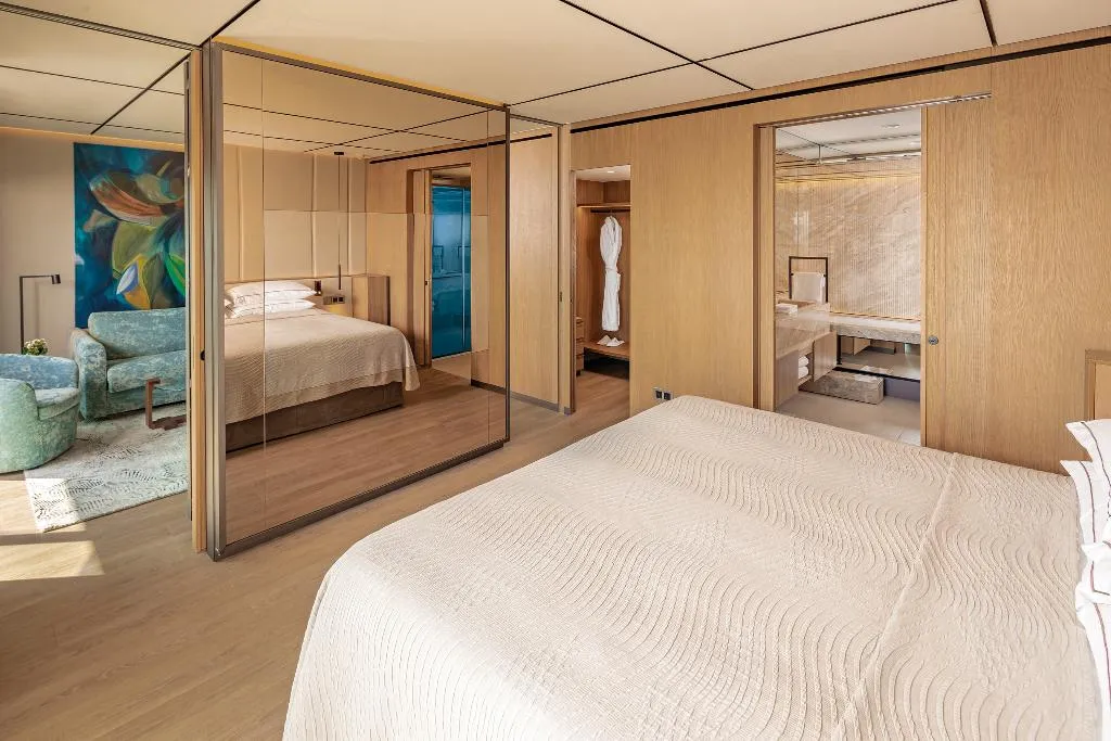 SUITE SUPERIOR Room, Four Seasons Hotel, Cyprus