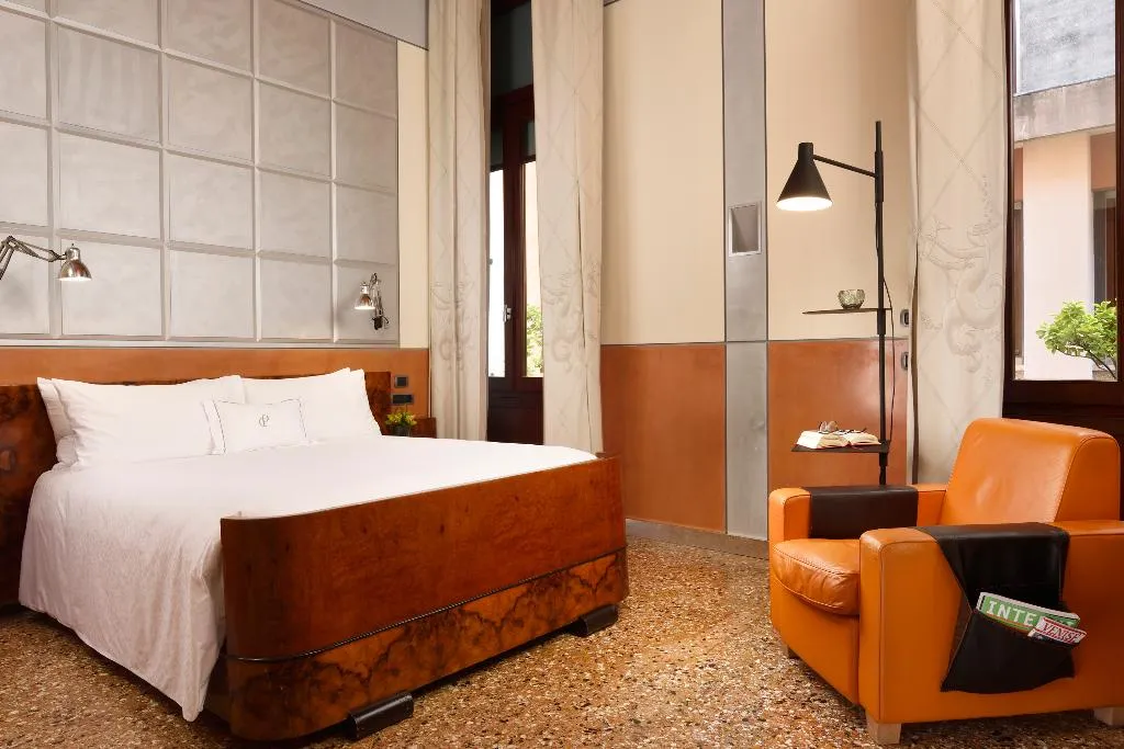 DOUBLE DELUXE Room, Ca Pisani, Venice