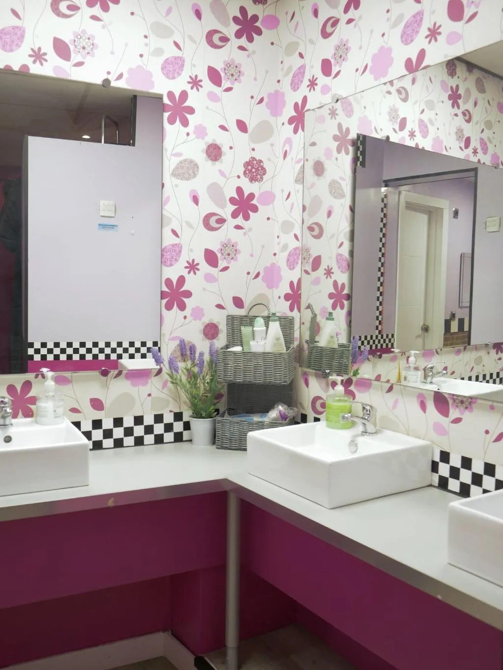 Room, Urban Hostel, Madrid