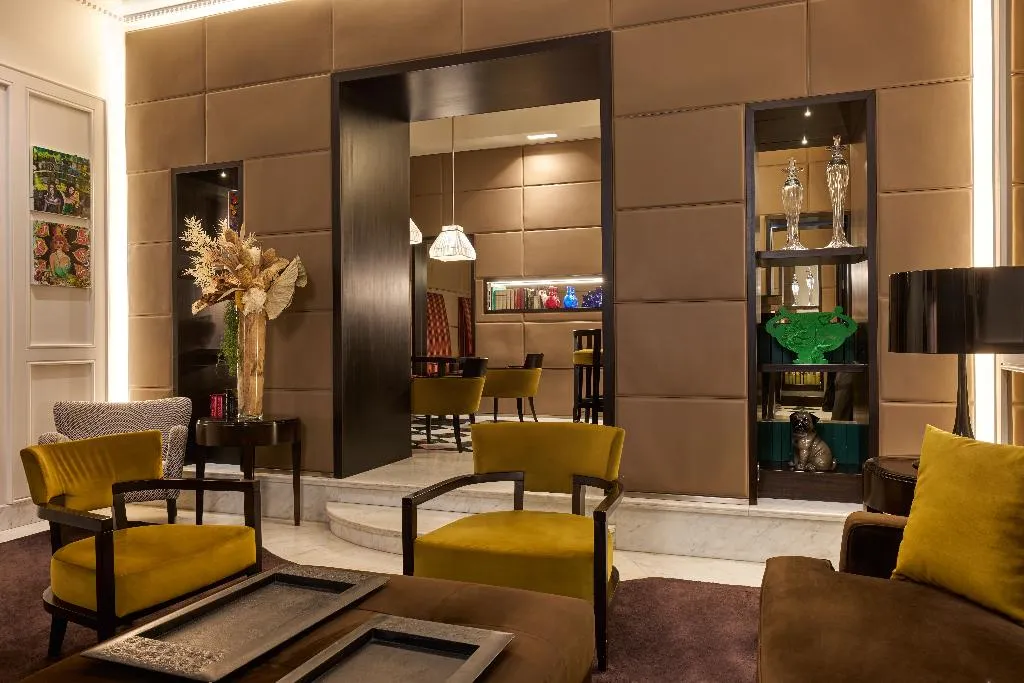 Lobby, Mascagni, Rome